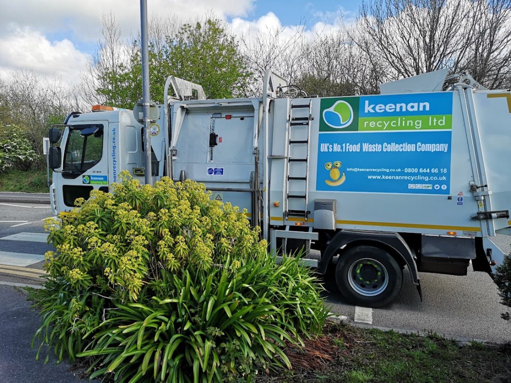 Recycling lorry on Penryn campus.